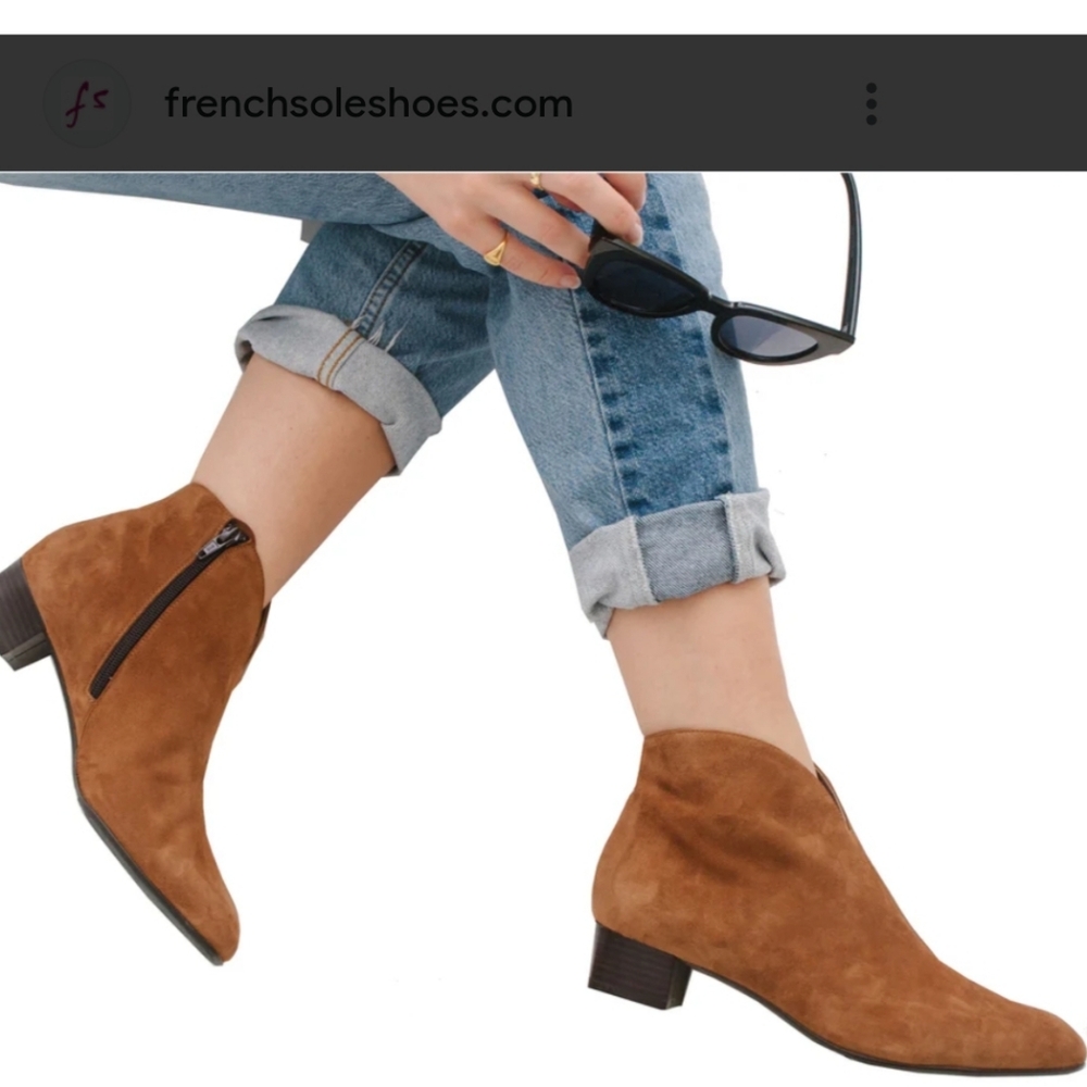 French Sole Brown Hand Made Suede Ankle Booties.very Good Condition
